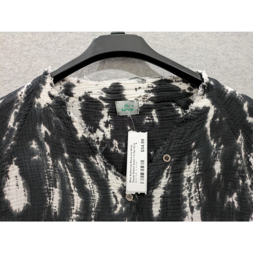 Blue Buttercup Gauze Button Down Tie Dye Tunic Shirt Women Small Black White NWT - Picture 6 of 9